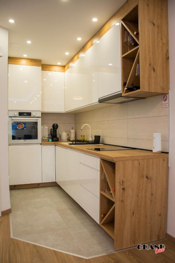 Grand Lux Apartment Добой Экстерьер фото